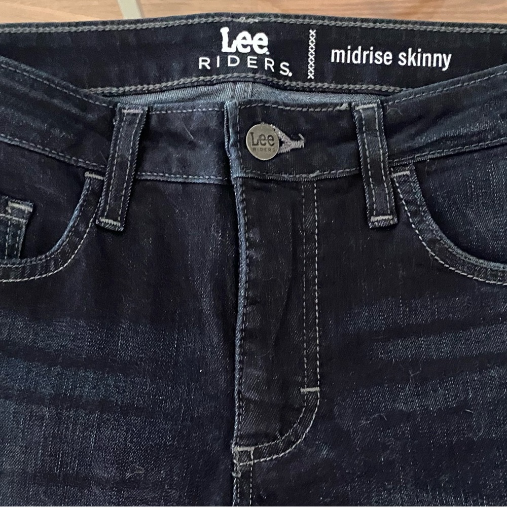 Lee Riders Jeans  classic. Excellent condition.